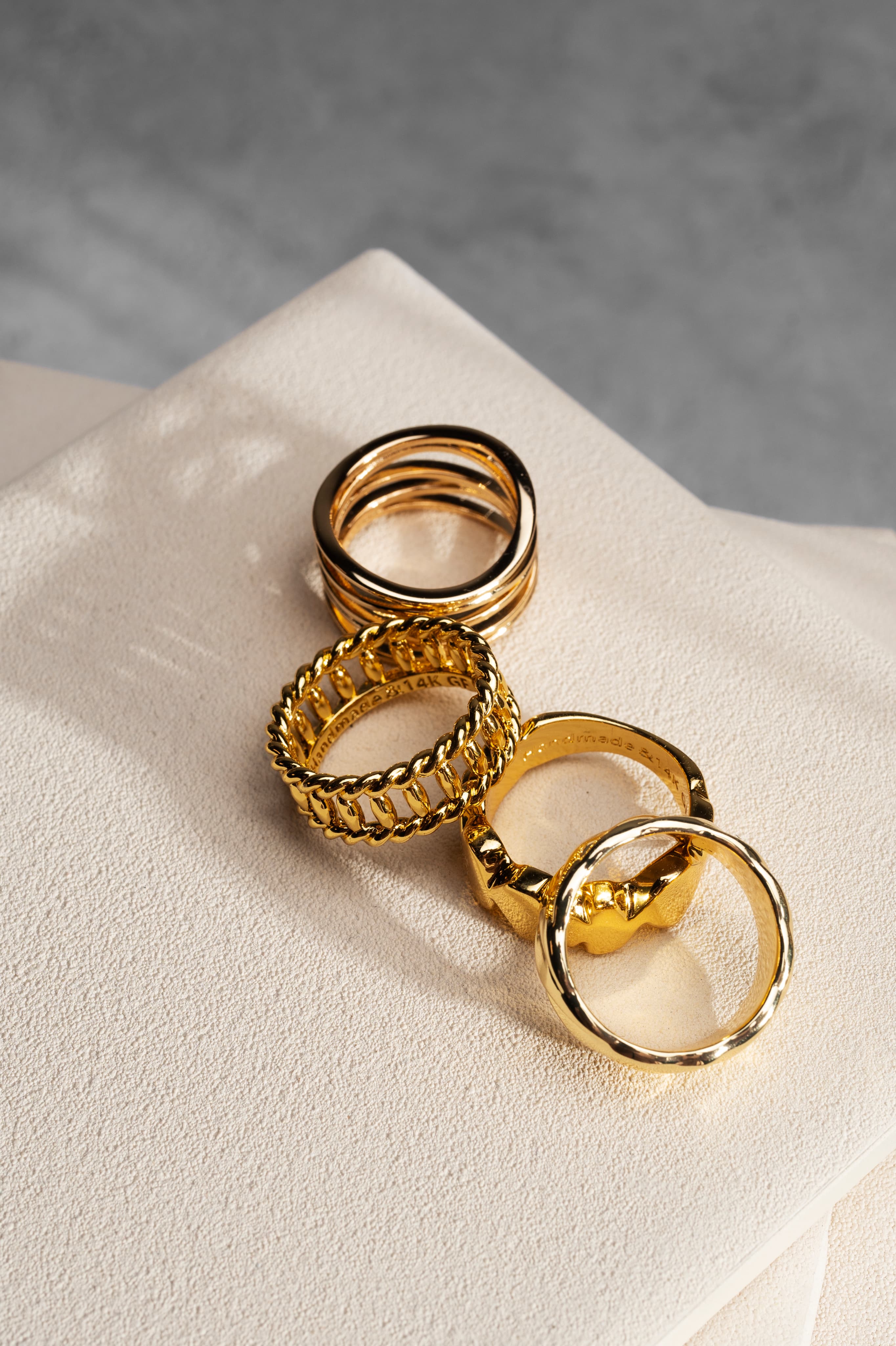TOE RINGS